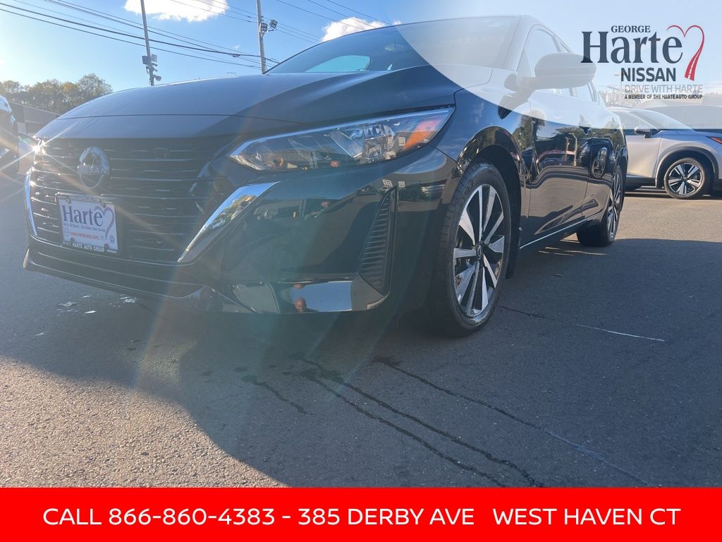 2025 Nissan Sentra SV's photo