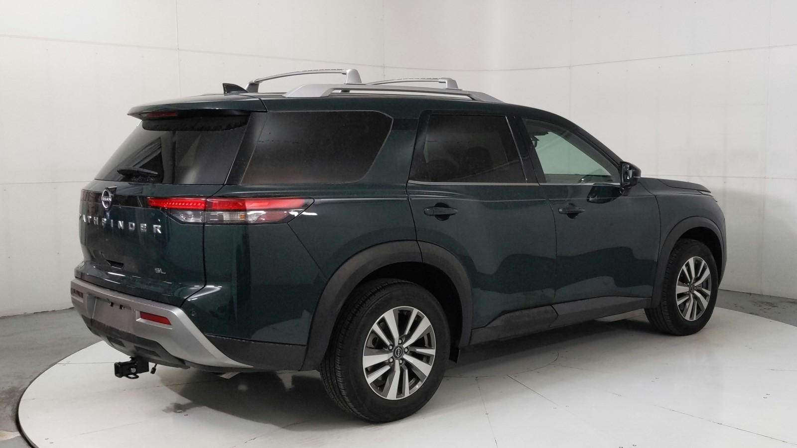 Used 2023 Obsidian Green Pearl Nissan SL image 5