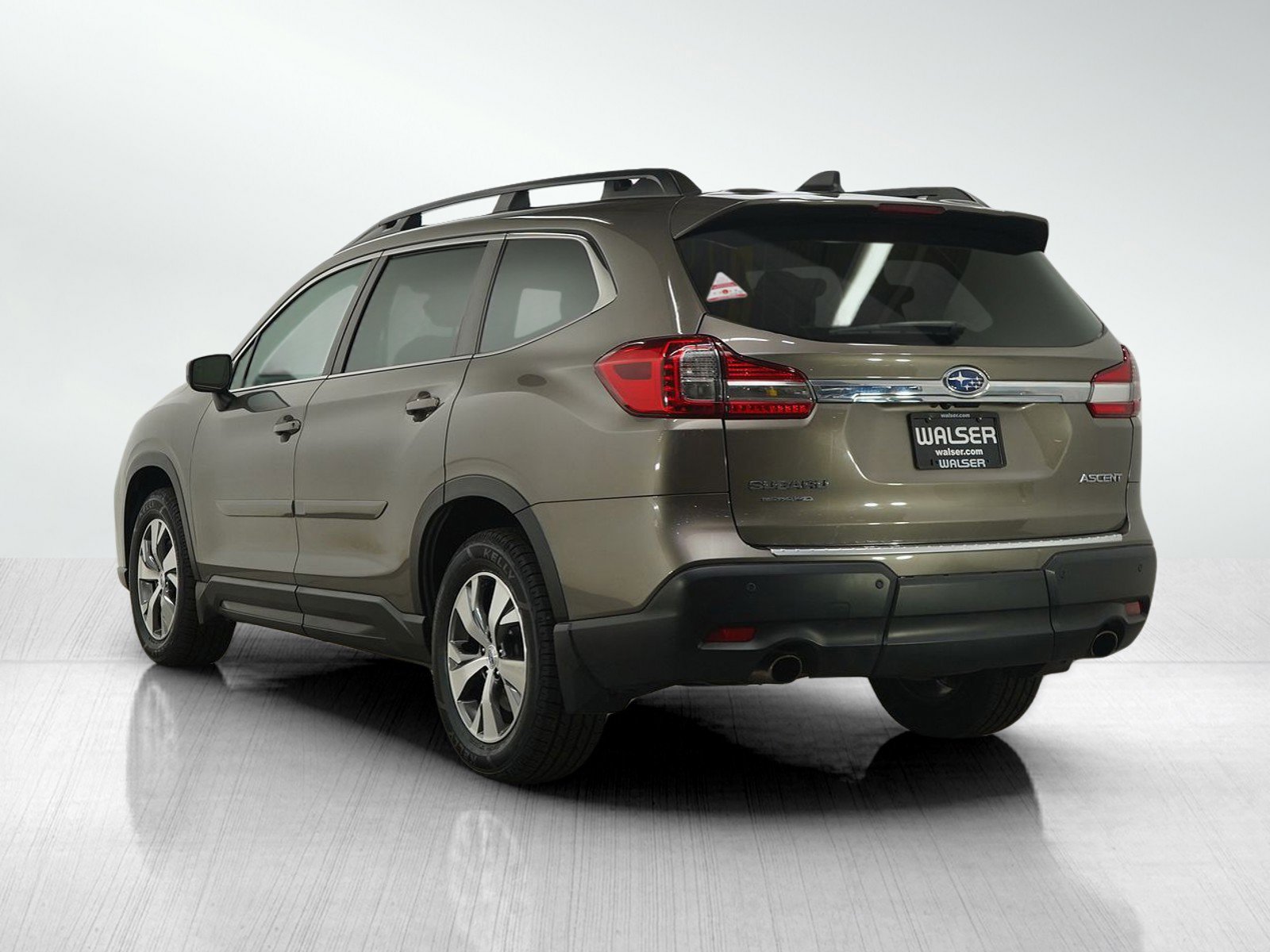 2021 Subaru Ascent Premium photo 3