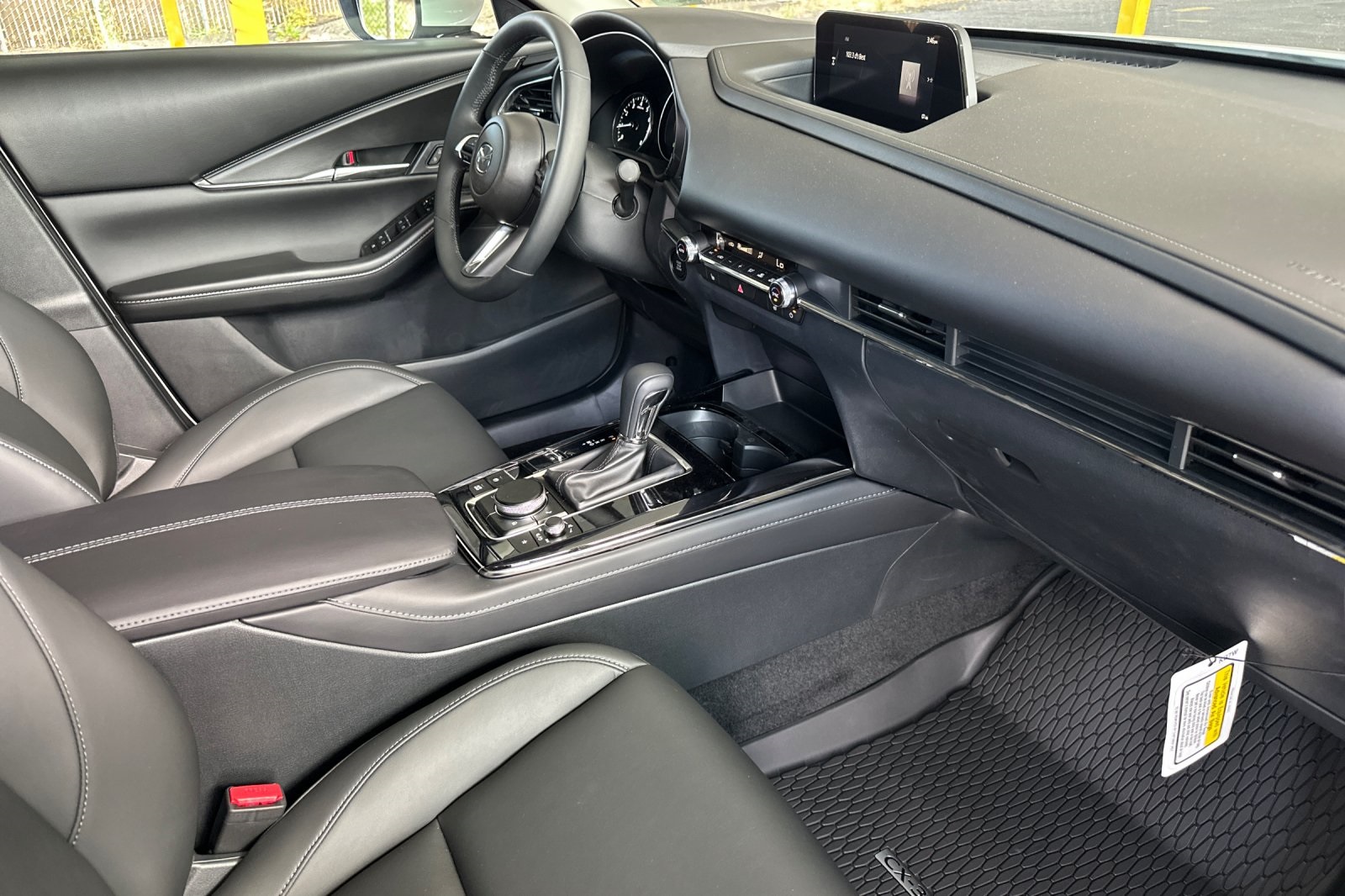 2025 Mazda CX-30 2.5 S Preferred photo 15