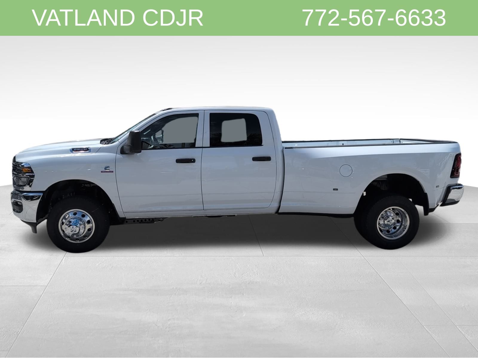 2026 Ram 3500 Tradesman photo 4