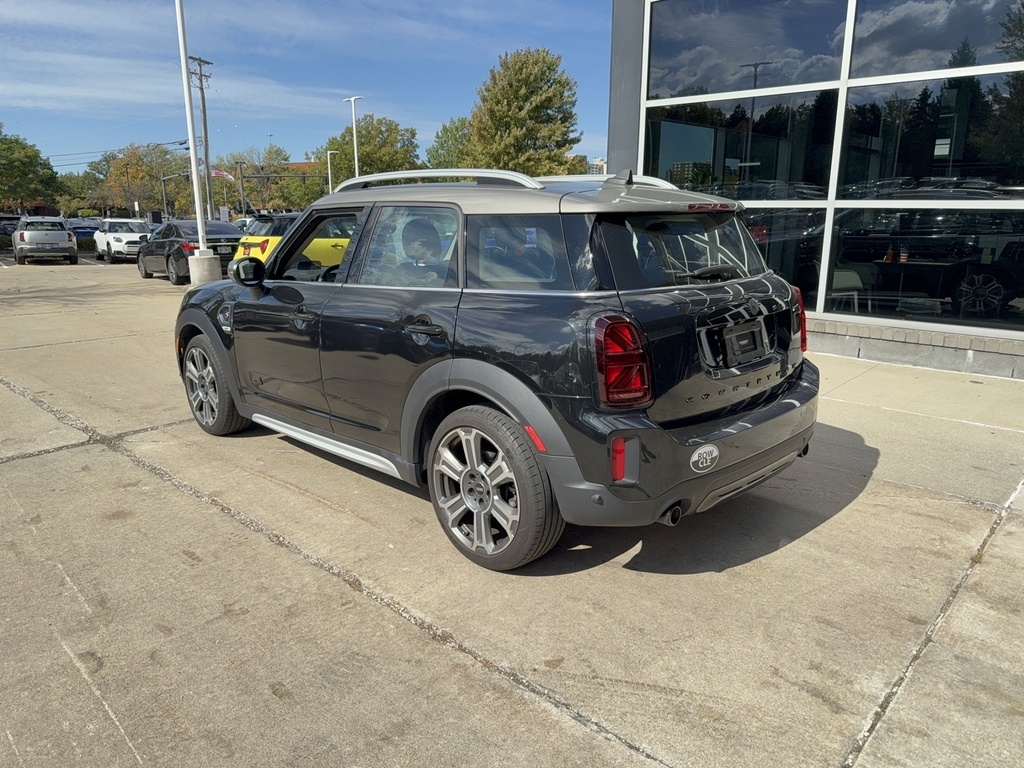 2023 Mini Countryman S ALL4 photo 3