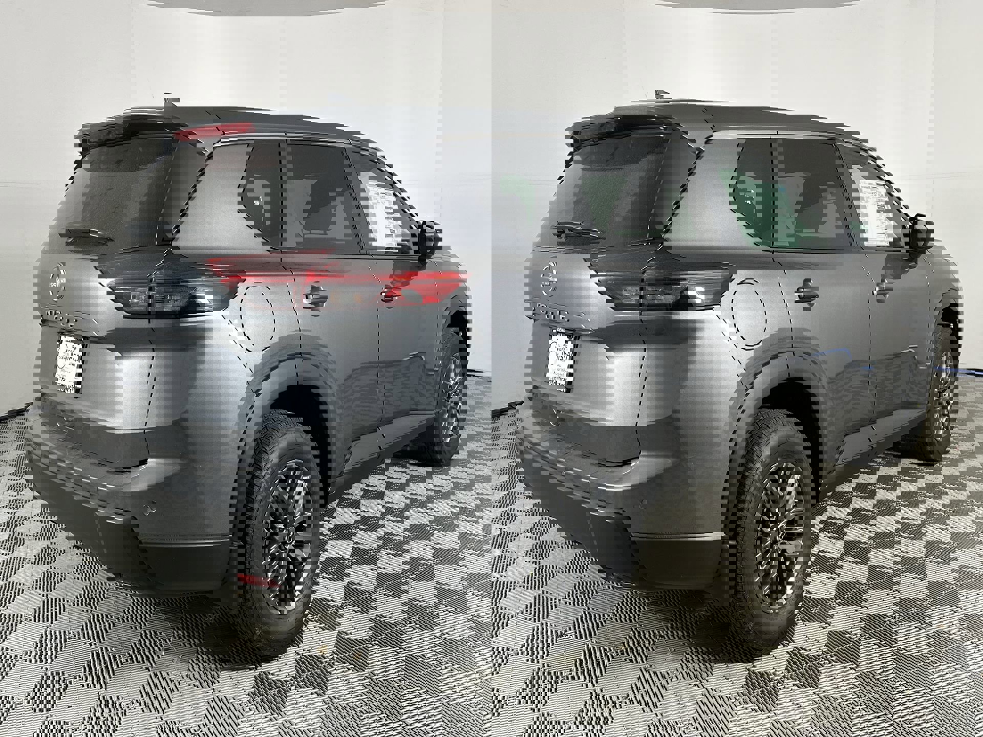 2025 Nissan Rogue S photo 7