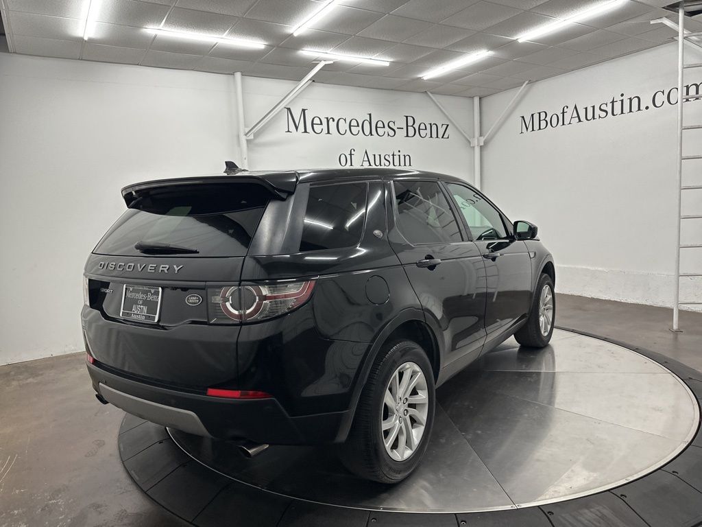 2016 Land Rover Discovery Sport HSE photo 6