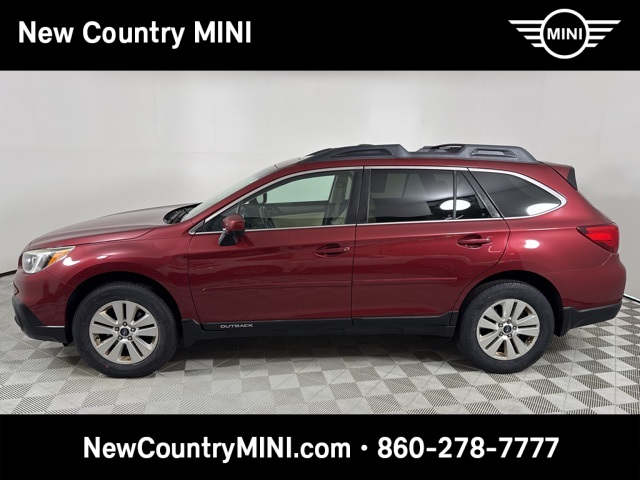 2017 Subaru Outback 2.5i Premium photo 4