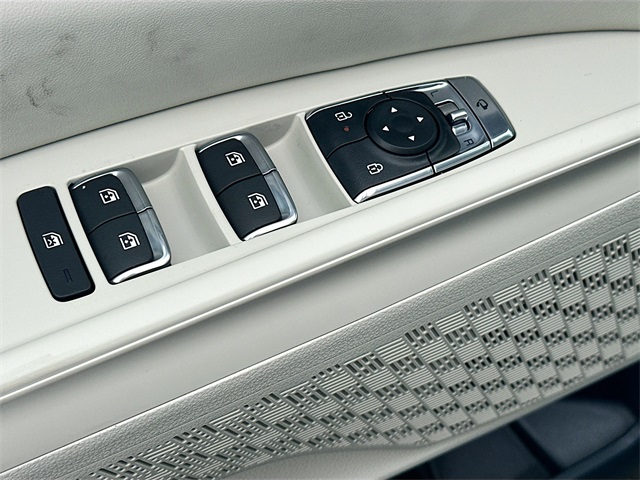 2026 Kia Carnival EX photo 16