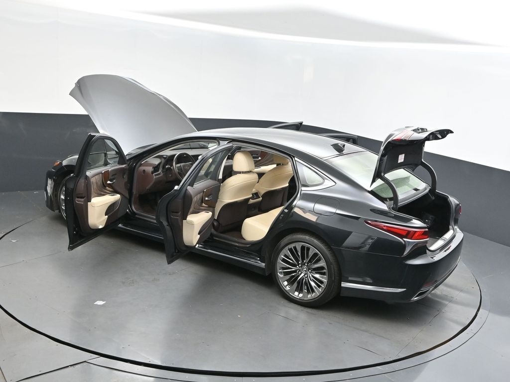 2020 Lexus LS 500 photo 2
