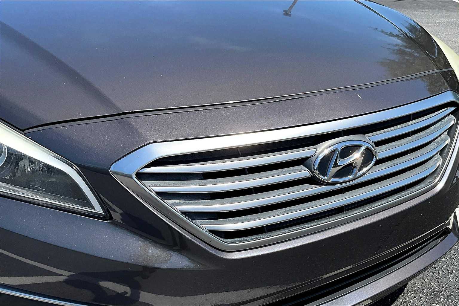 2016 Hyundai Sonata SE photo 25