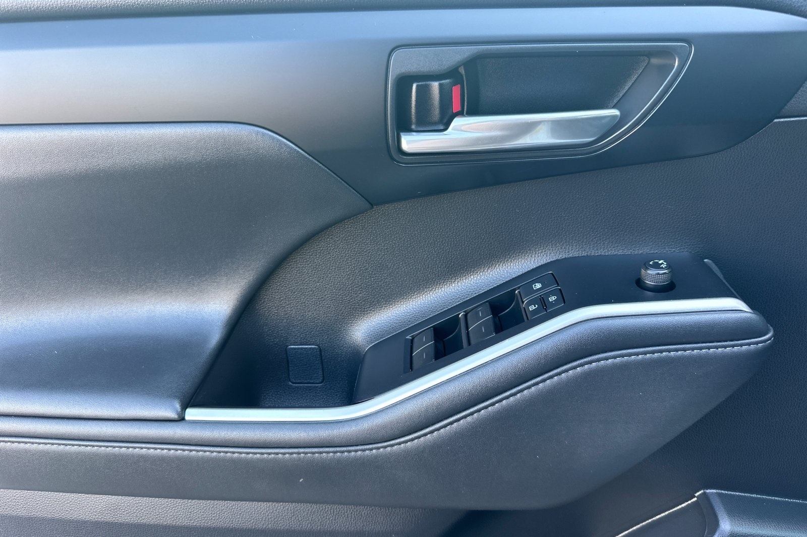 2021 Toyota Highlander XSE photo 11