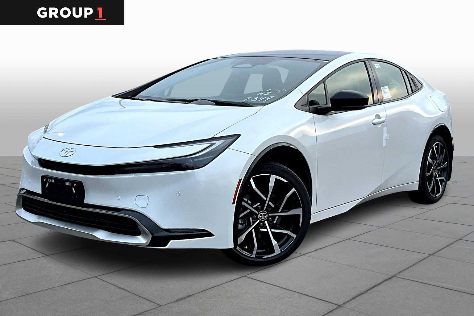 2026 Toyota Prius XSE's photo