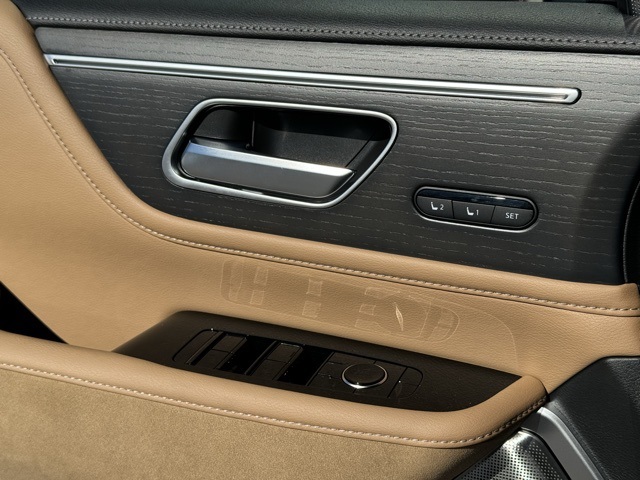2025 Infiniti QX80 Sensory photo 10