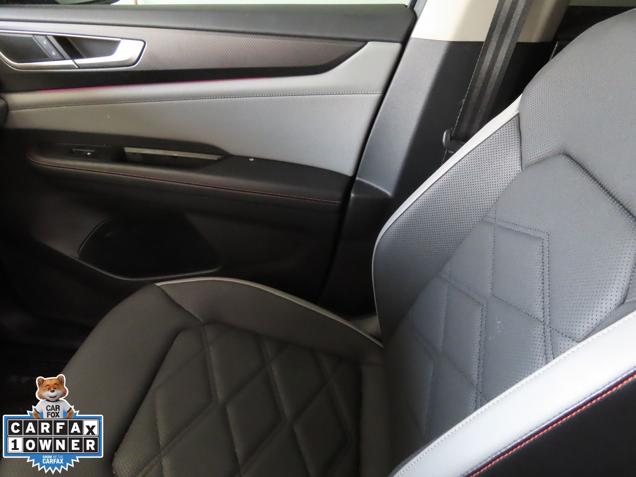 2024 Volkswagen Atlas Peak Edition SEL photo 17