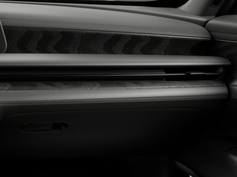 2026 Genesis G90 3.5T E-Supercharger photo 26