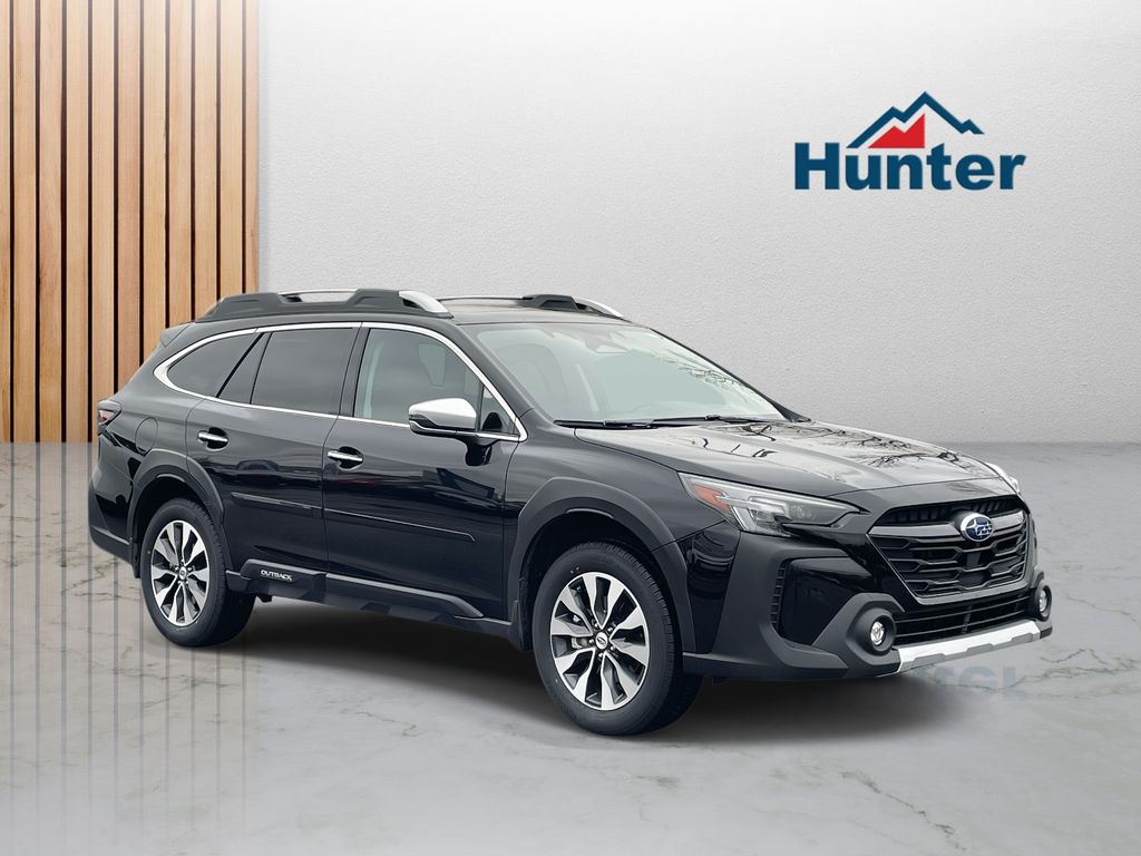 2023 Subaru Outback Touring's photo