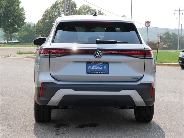 2025 Volkswagen Tiguan SE photo 2