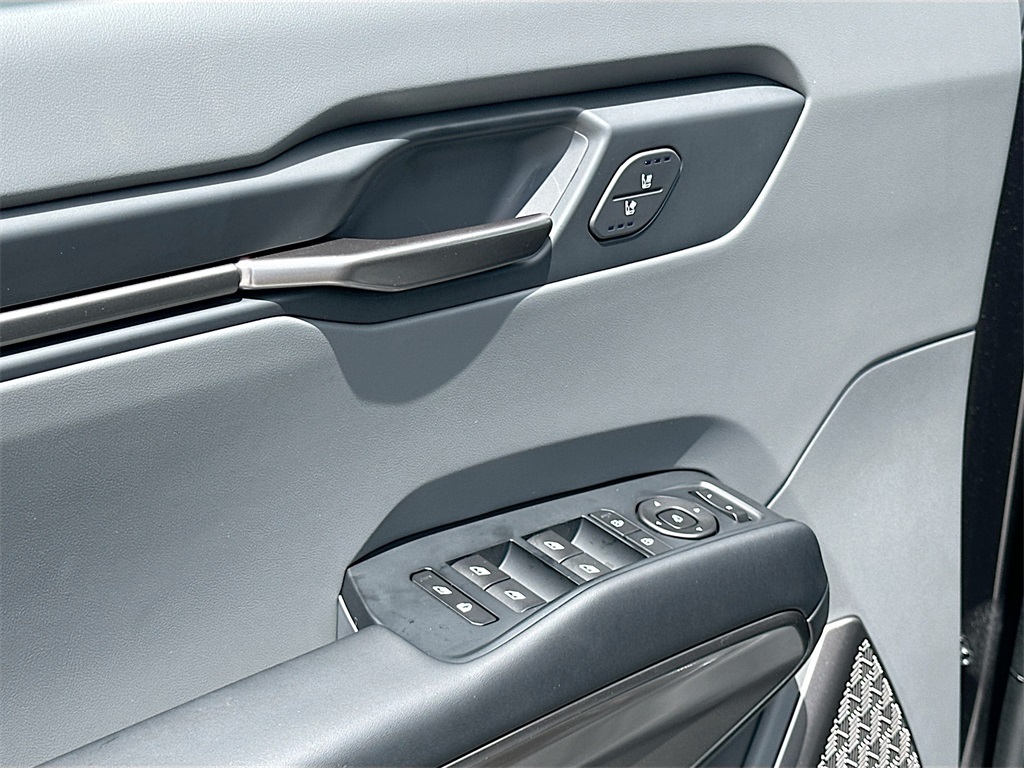 2026 Kia EV9 Light photo 17
