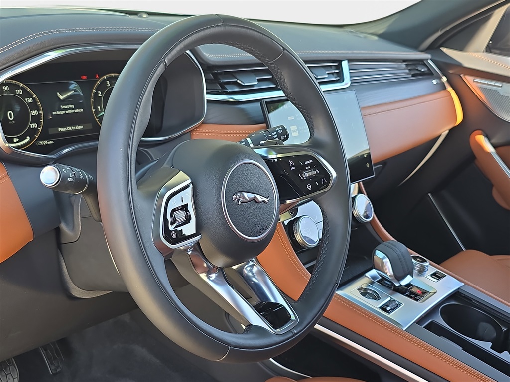 2025 Jaguar F-PACE P400 R-Dynamic S photo 15