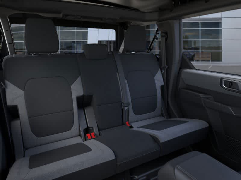 2025 Ford Bronco Base photo 11
