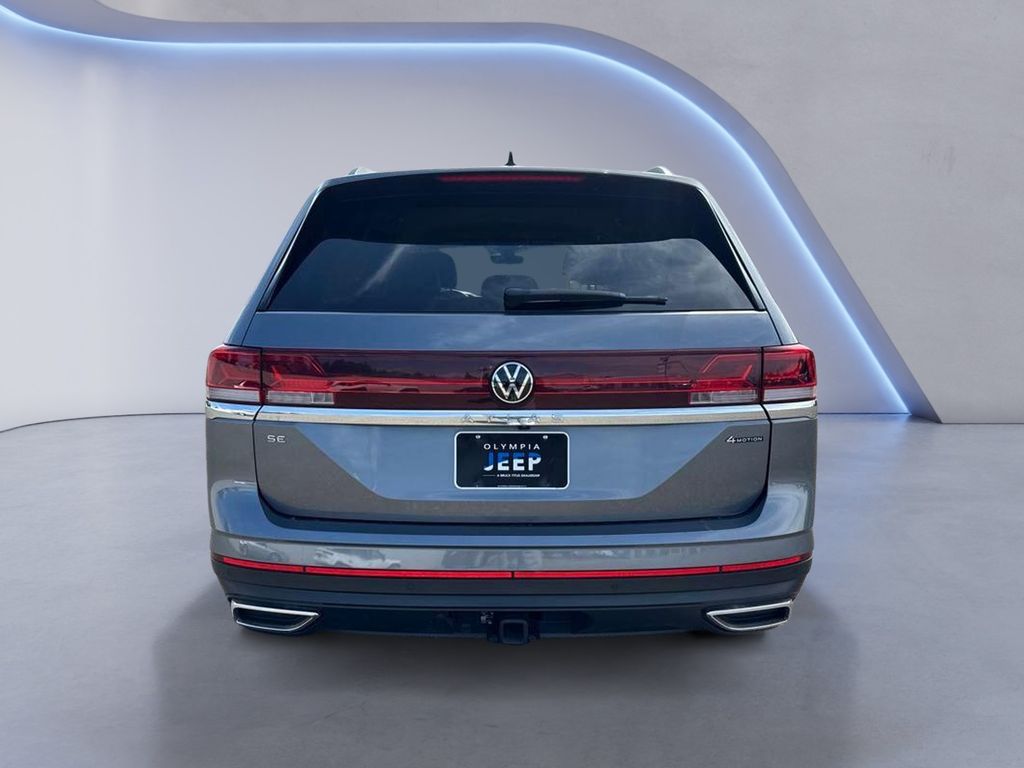 2024 Volkswagen Atlas SE Technology photo 3