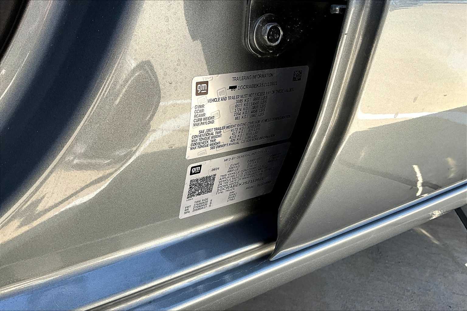 2025 Chevrolet Silverado 1500 Custom photo 63