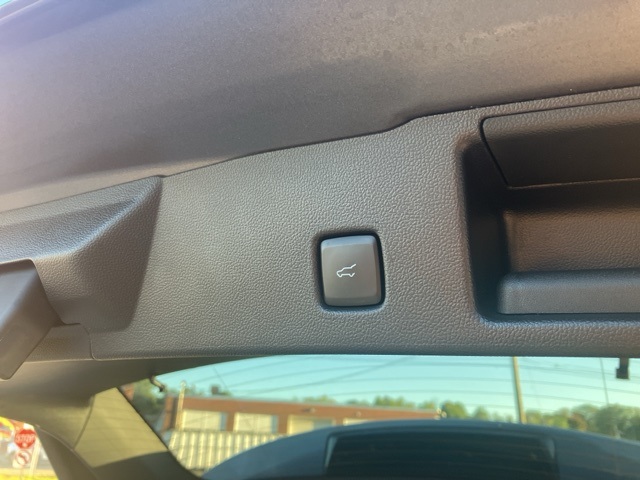 2022 Ford Escape SEL photo 14