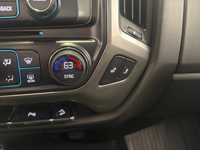 2018 Chevrolet Silverado 1500 LT photo 18