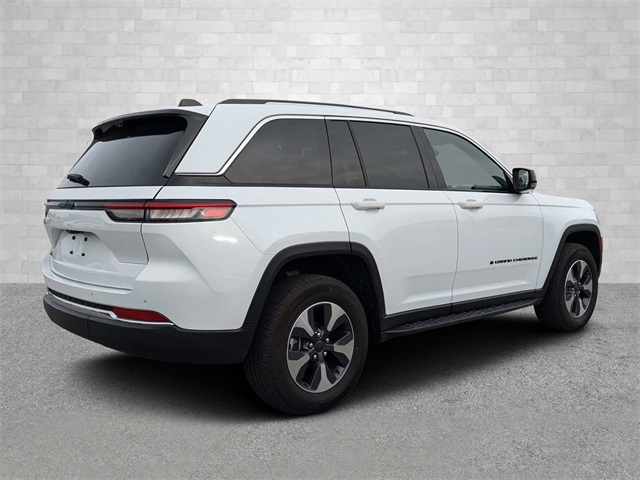 2023 Jeep Grand Cherokee 4xe photo 4