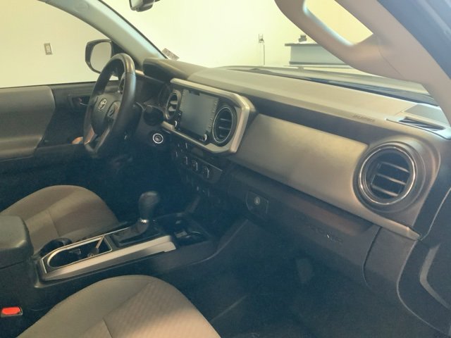 2022 Toyota Tacoma SR 4x4 photo 28