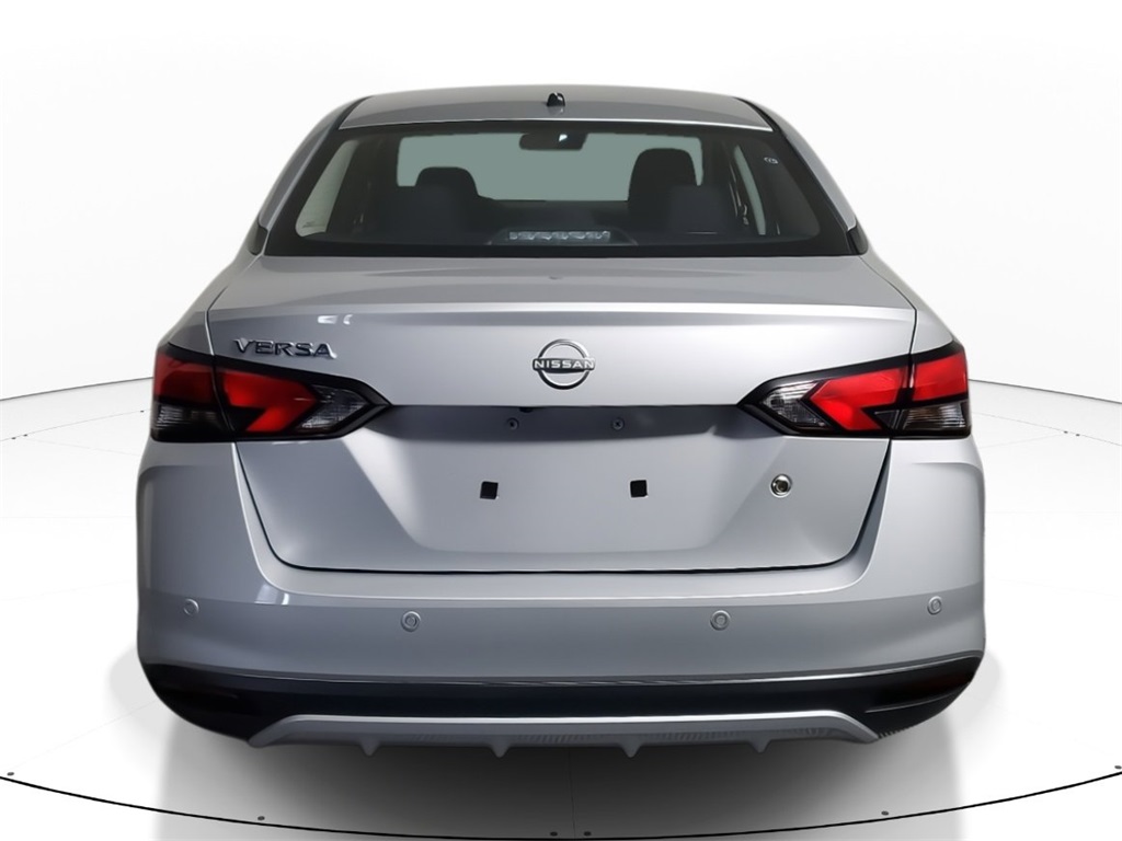 2025 Nissan Versa 1.6 S photo 5