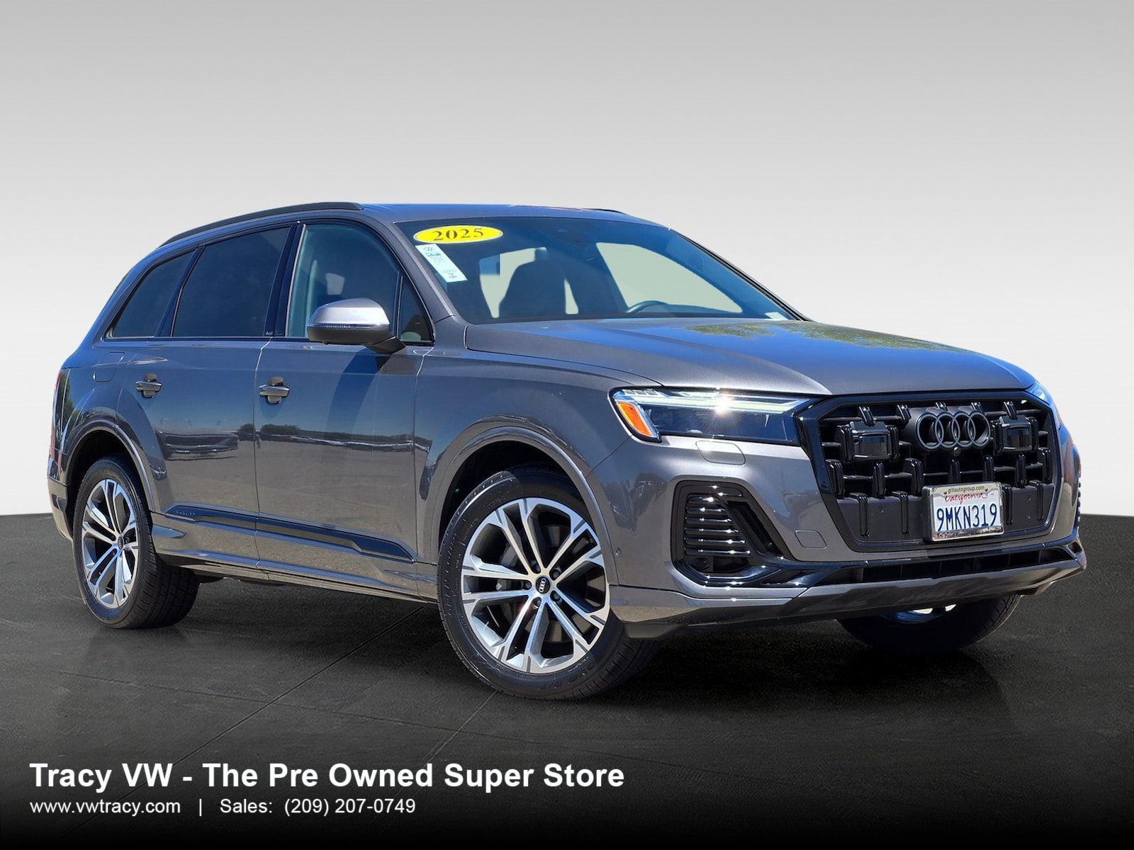 2025 Audi Q7 Premium Plus's photo