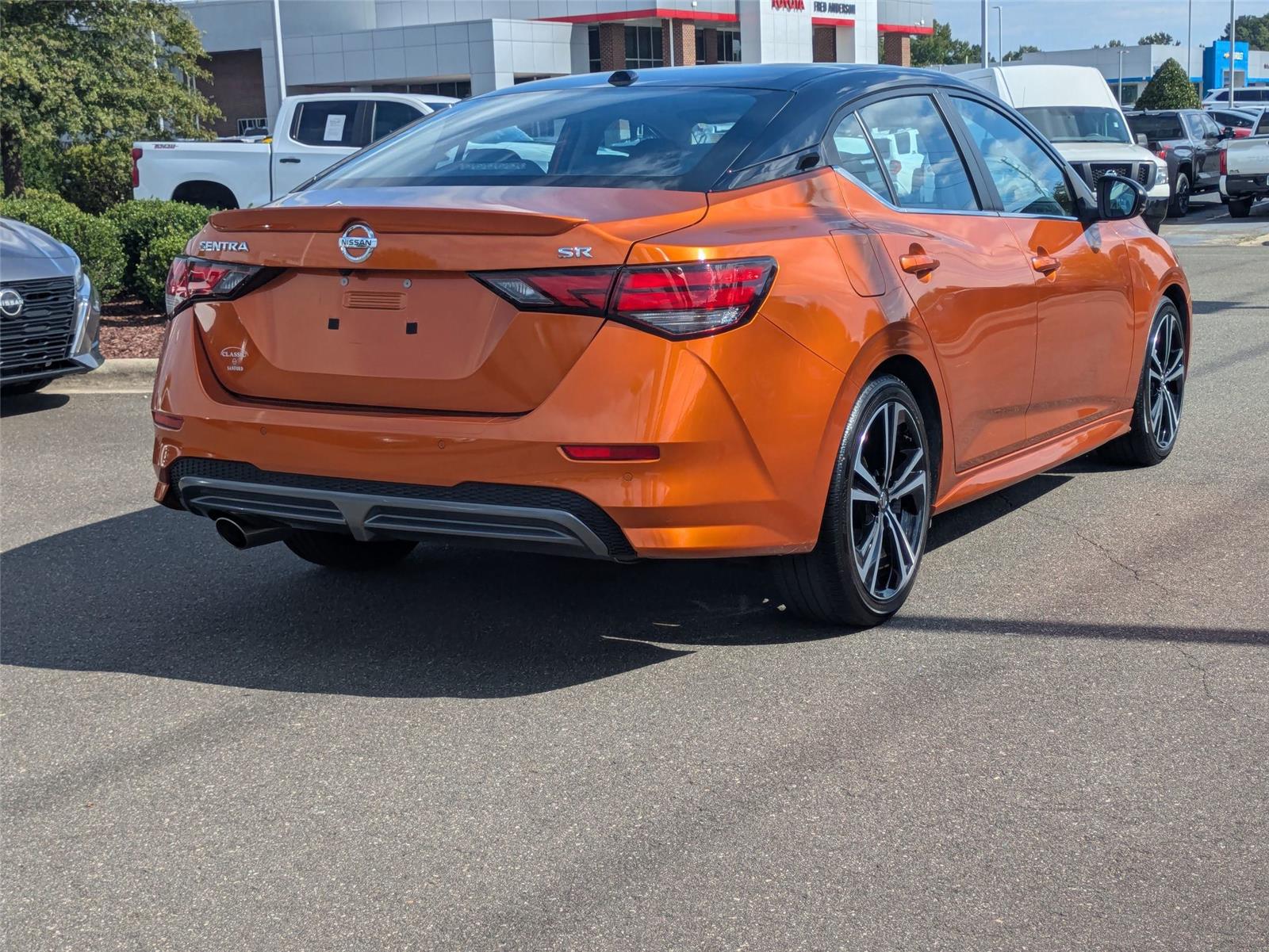 2023 Nissan Sentra SR photo 5
