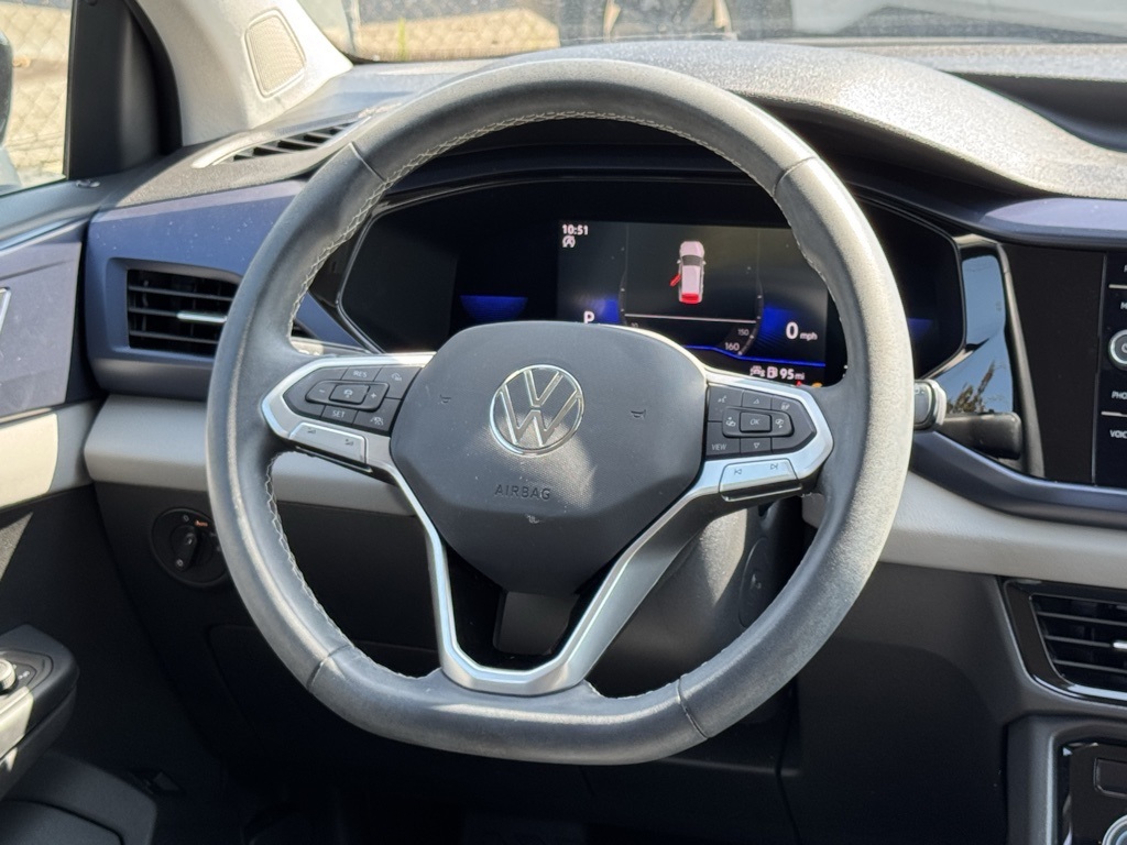 2023 Volkswagen Taos SE photo 21