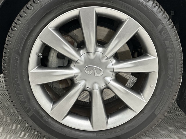 2017 Infiniti QX50 Base photo 2