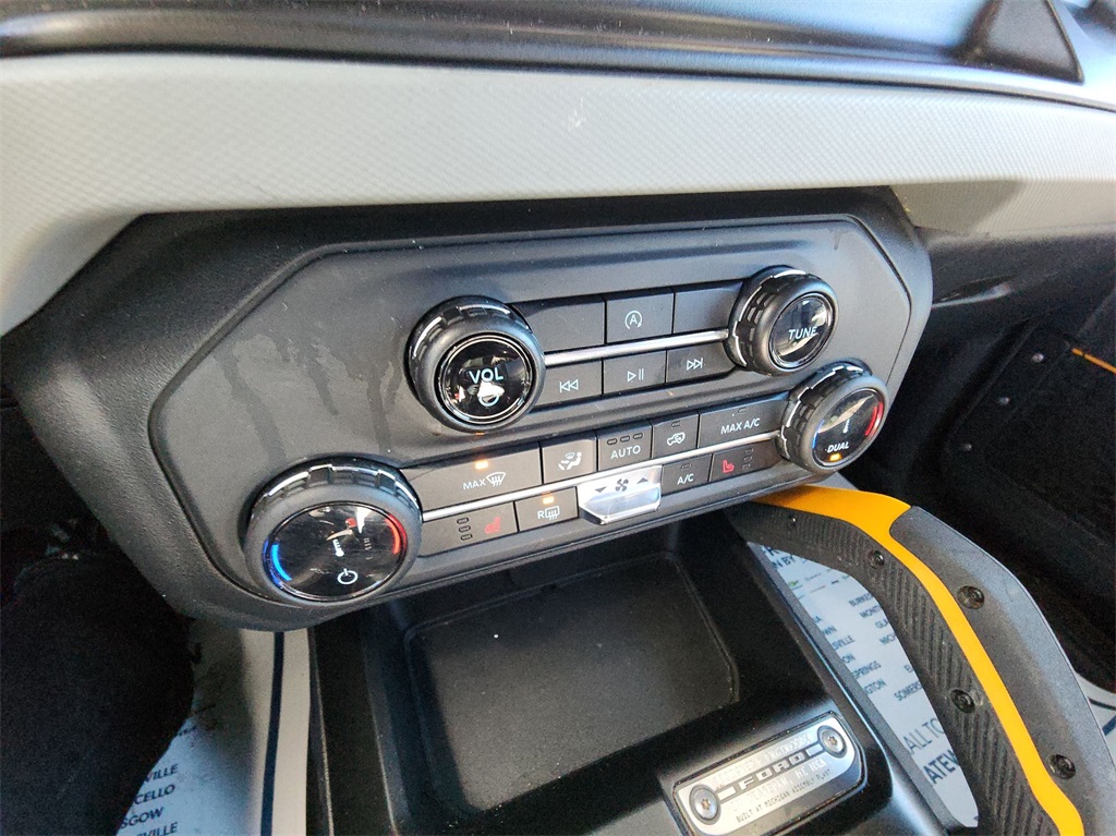 2022 Ford Bronco Badlands photo 19