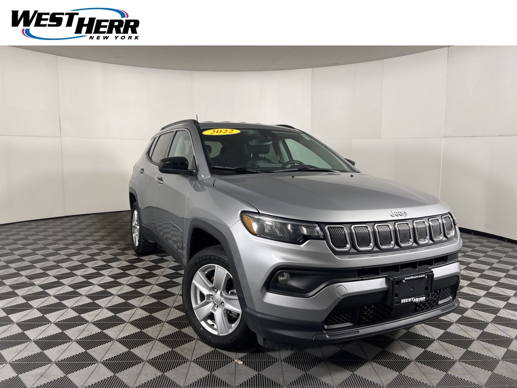 2022 Jeep Compass Latitude's photo