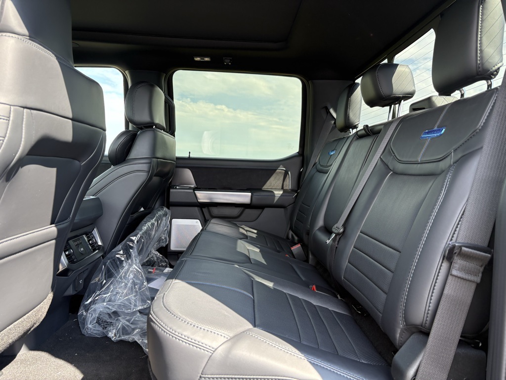 2026 Ford F-350 Platinum photo 21