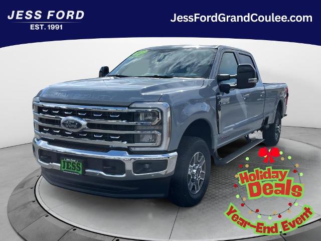 2025 Ford F-350 Super Duty Lariat's photo