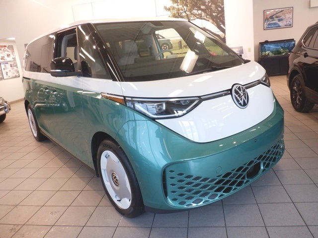 2025 Volkswagen ID. Buzz 1st Edition's photo