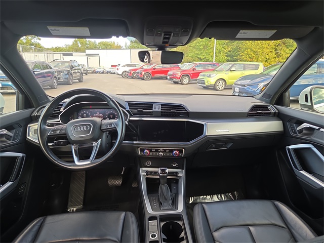 2023 Audi Q3 Premium S line photo 2