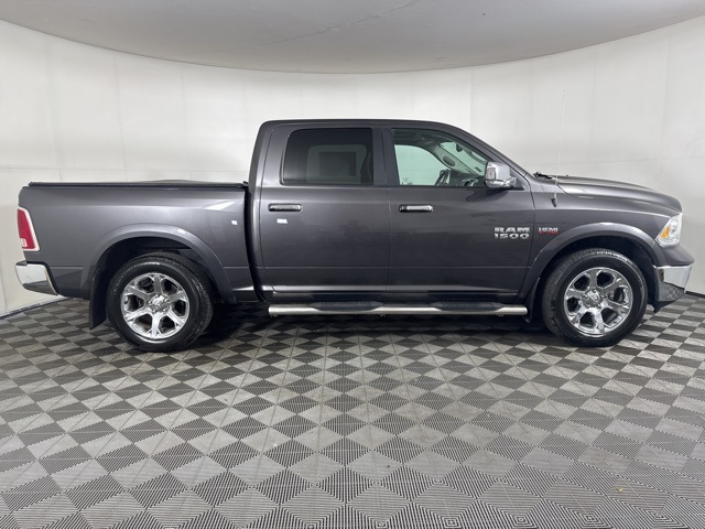 2015 Ram 1500 Laramie photo 2