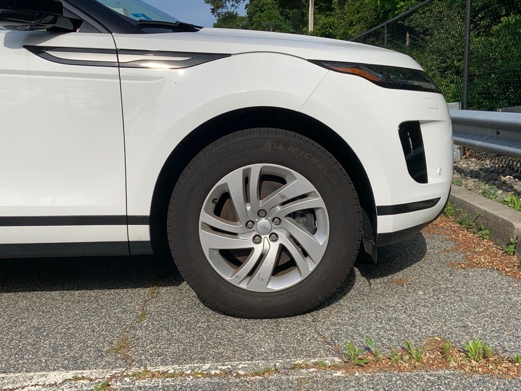 2024 Land Rover Range Rover Evoque S photo 10
