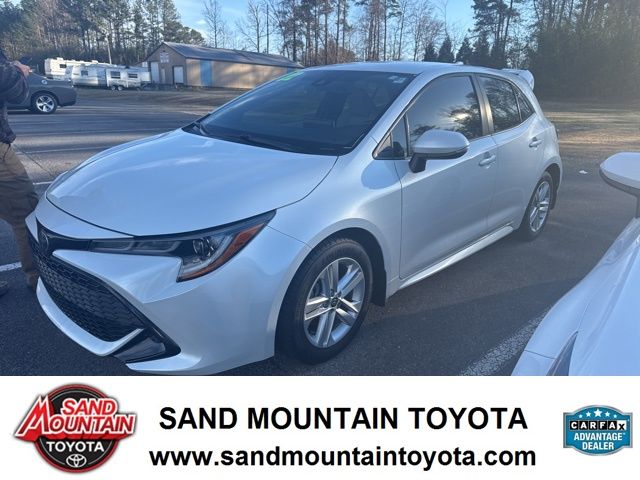 2022 Toyota Corolla Hatchback SE's photo