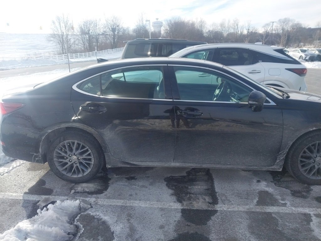 Used 2018 Lexus ES 350 with VIN 58ABK1GG0JU092902 for sale in Fort Wright, KY