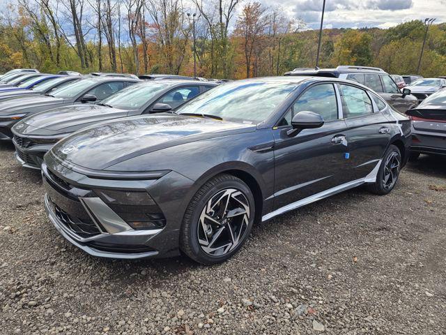 2026 Hyundai Sonata SEL's photo