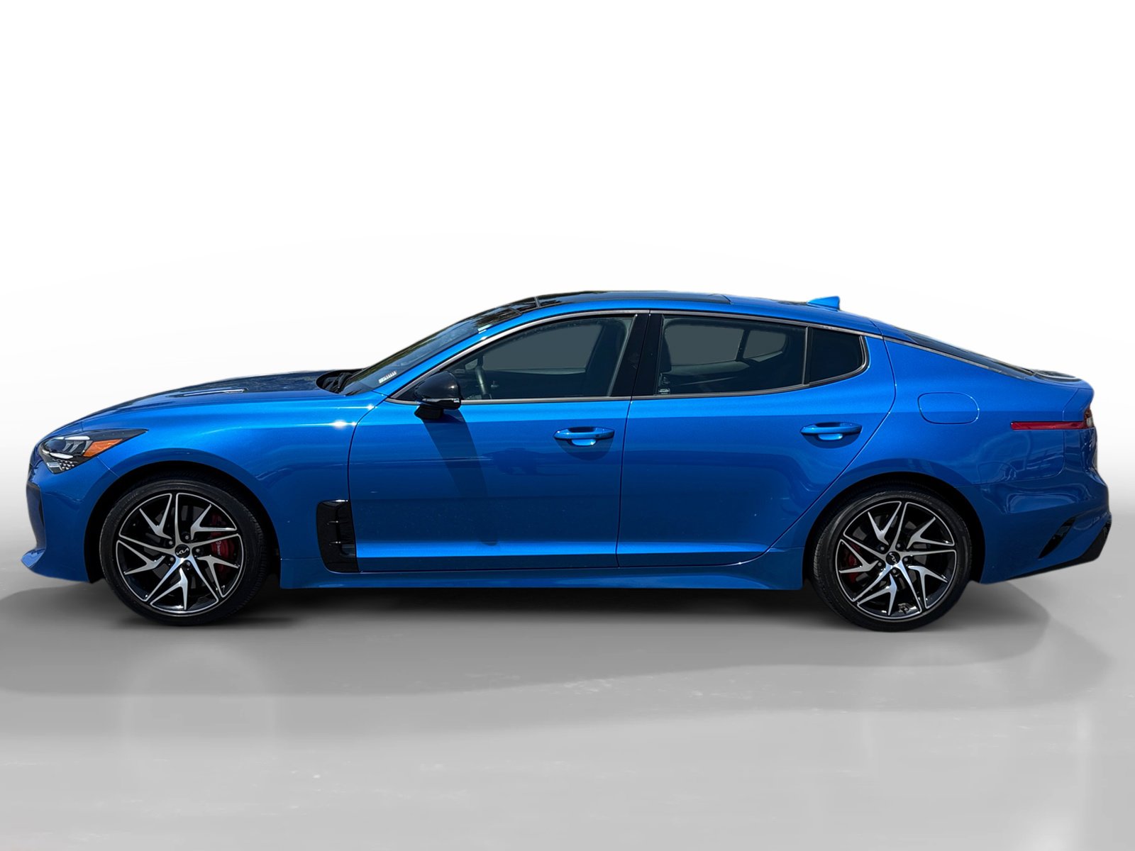 2023 Kia Stinger GT-Line photo 2