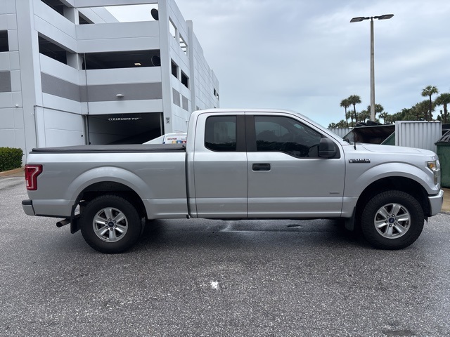 2016 Ford F-150 XL photo 2