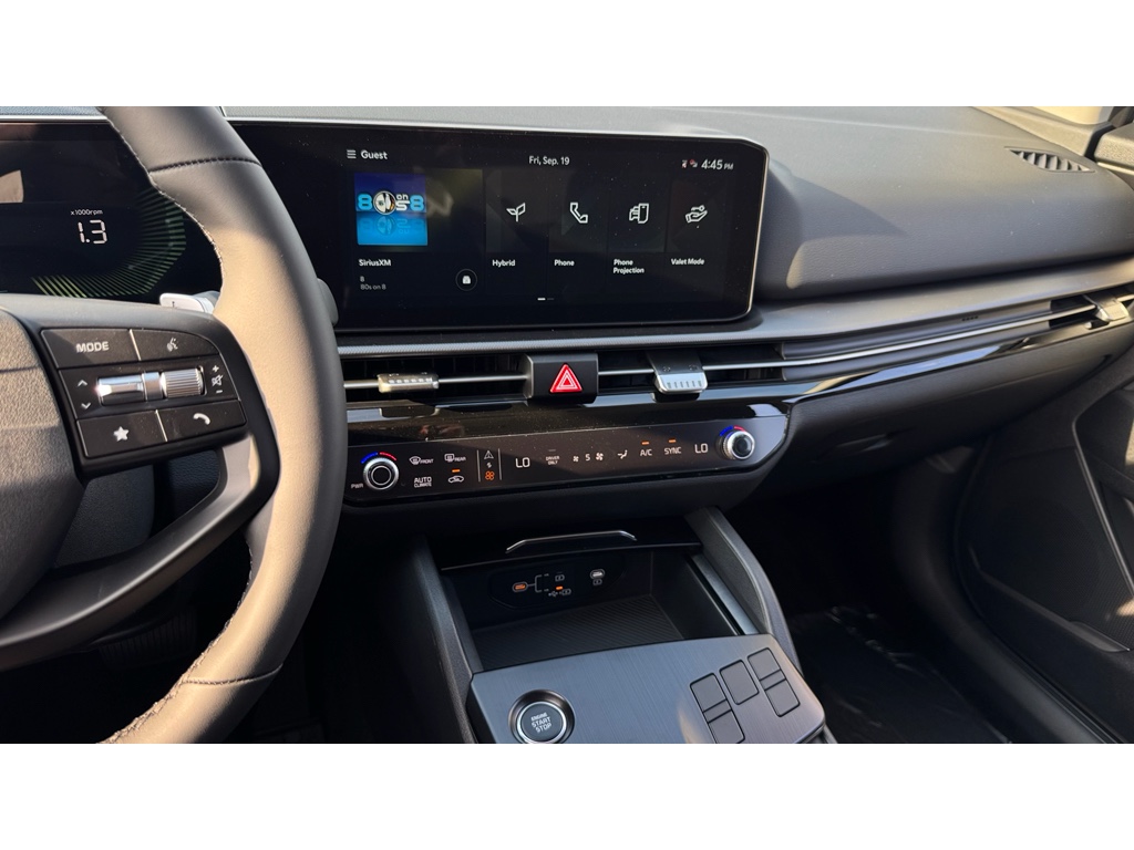 2026 Kia Sportage Hybrid LX photo 11