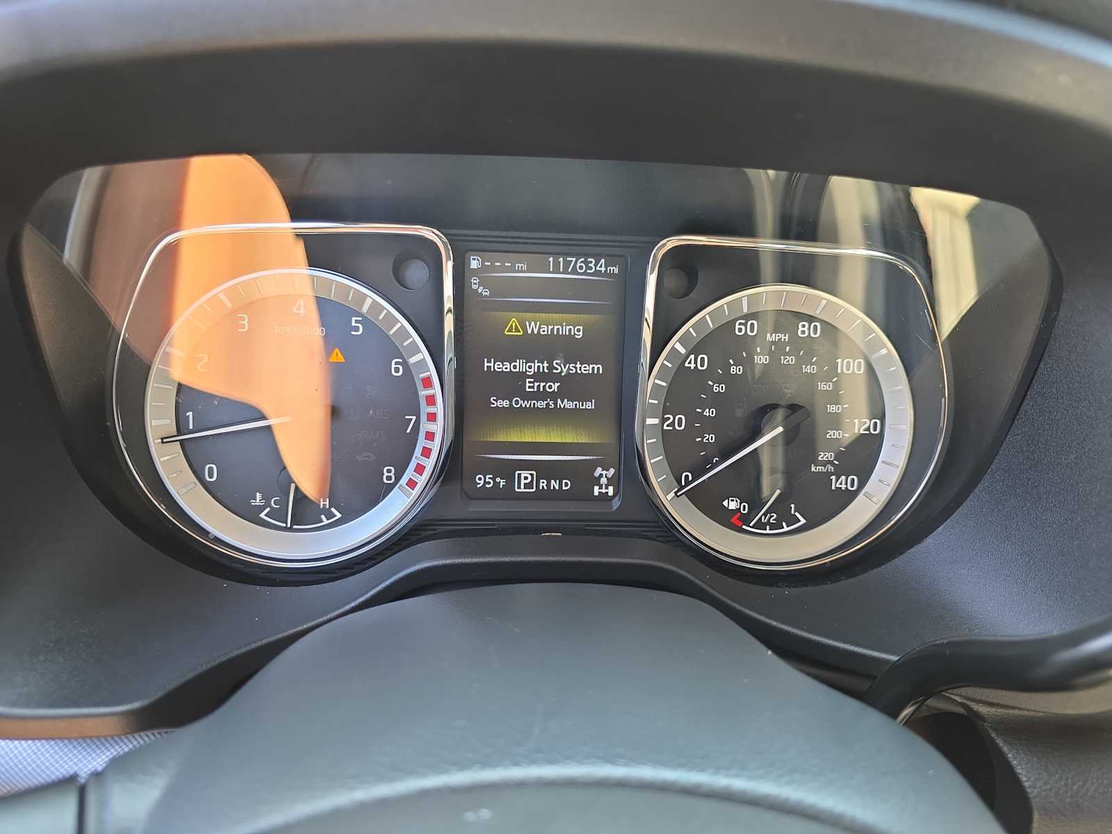 2017 Nissan Titan PRO-4X photo 12