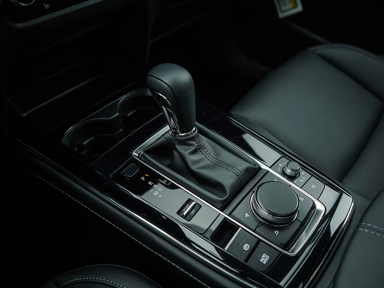 2025 Mazda CX-30 2.5 S Preferred photo 25