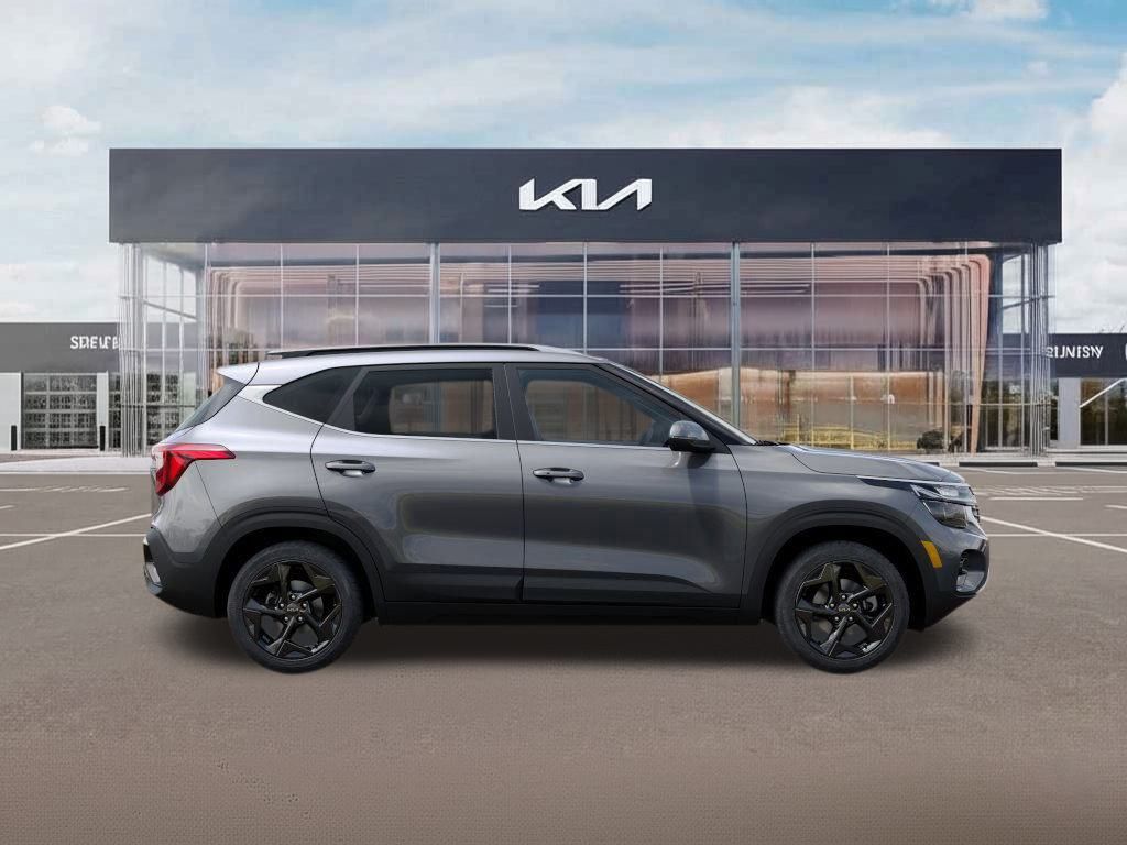 2026 Kia Seltos EX photo 5